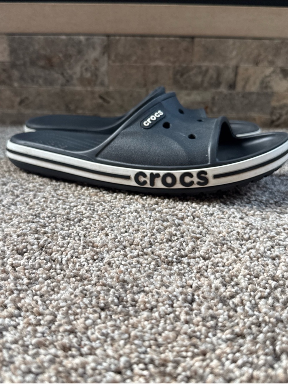 CROCS Black White Slide Sandals Women’s 11 Men’s 9 EUC (Fits like Women’s 9!)